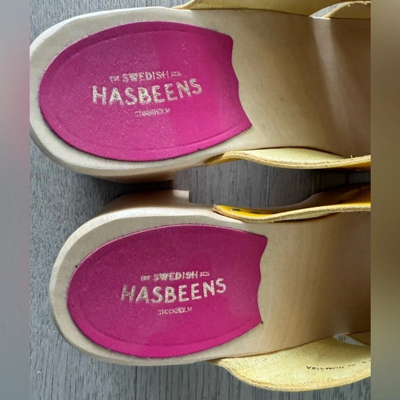Swedish Hasbeens Yellow Mules - Picture 4 of 7